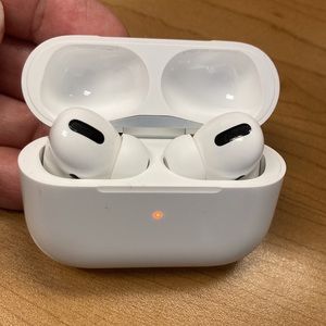 Apple AirPods Pro ***read description***